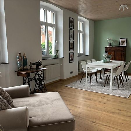 Ferienwohnung Am Ostpark Ландау  Экстерьер фото