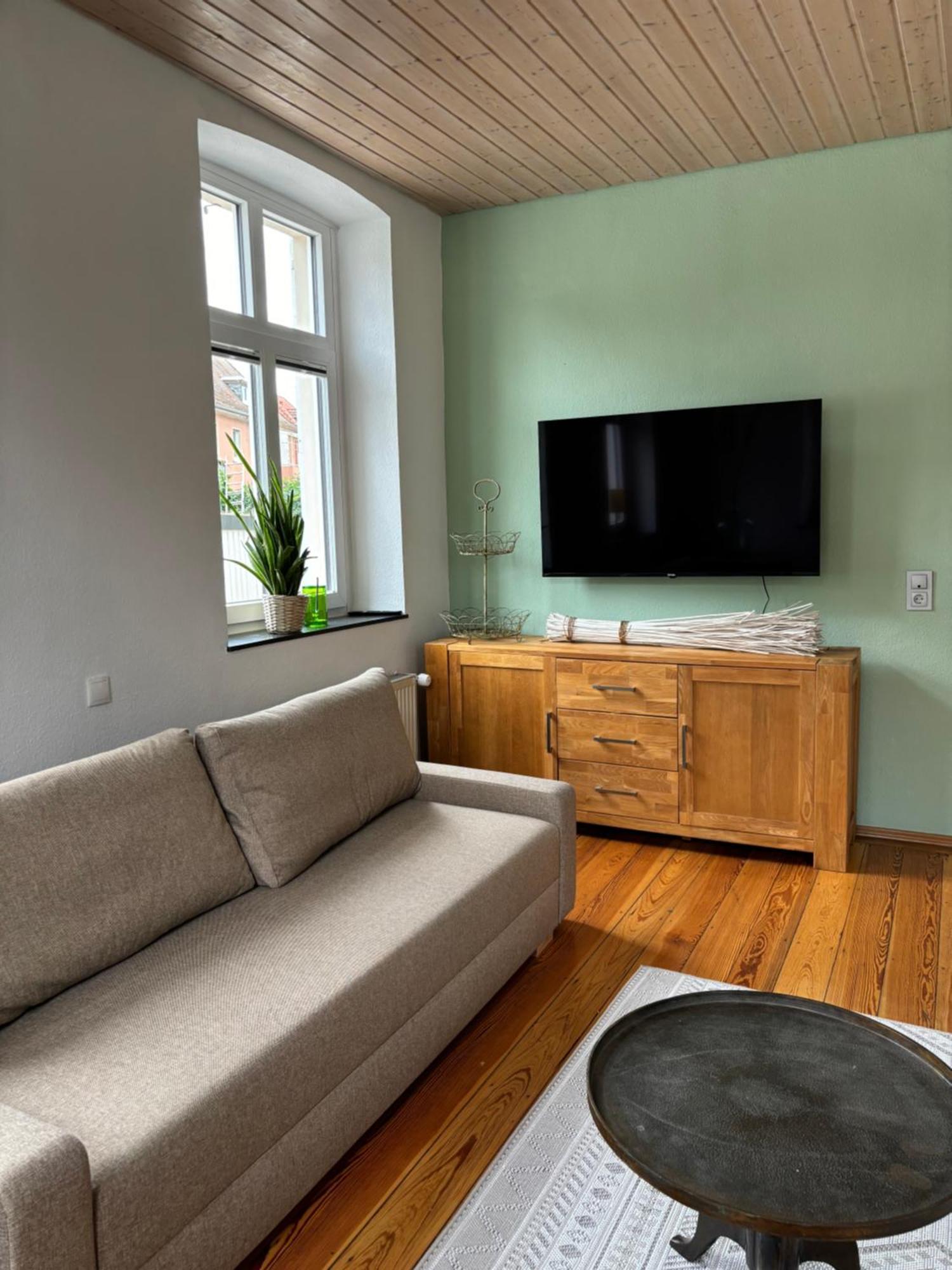 Ferienwohnung Am Ostpark Ландау  Экстерьер фото